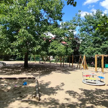 Urokliwy Azyl W Miescie: Komfort I Spokoj, Projektor I Hi-fi, 6 Minut Kolejka Do Centrum. *