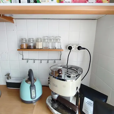 Urokliwy Azyl W Miescie: Komfort I Spokoj, Projektor I Hi-fi, 6 Minut Kolejka Do Centrum. *