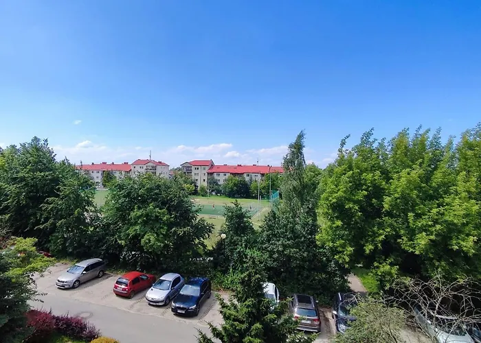 Urokliwy Azyl W Mieście: Komfort I Spokój, Projektor I Hi-fi, 6 Minut Kolejką Do Centrum. Apartament Poznań